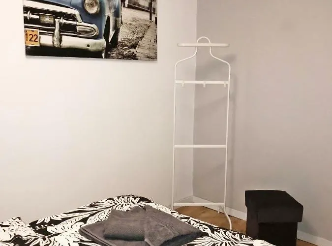 アパート Powstancow Wielkopolskich 12